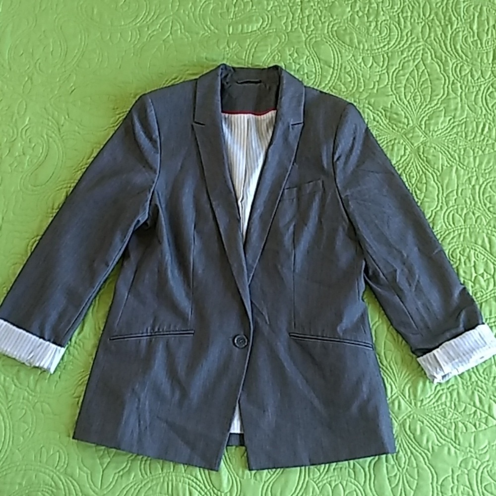Gray boyfriend fit blazer
